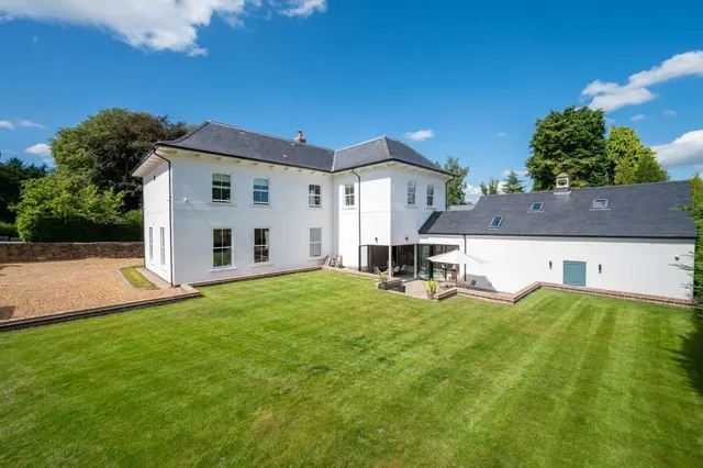 Macclesfield Road, Prestbury, SK10, photo 1