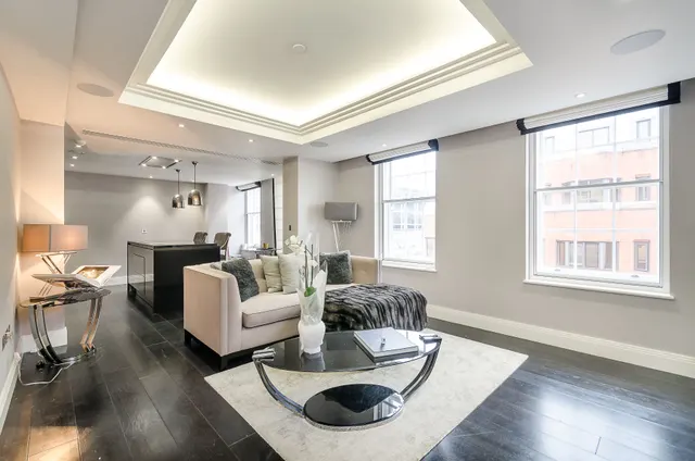 43 Chantrey House, 4 Eccleston Street, London, photo 1