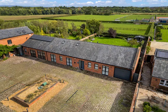 New Bradley Barn Bradley Lane, Burtonwood, Warrington, Warrington, WA5 4BW, photo 1