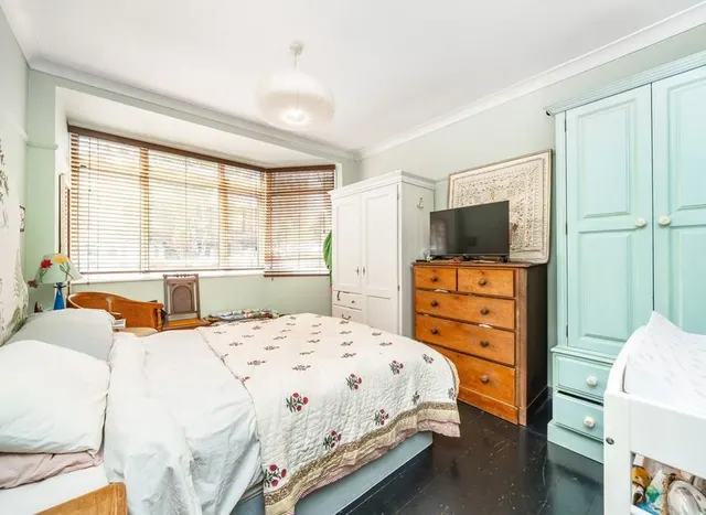 Photo 3 — Shakespeare Road, Acton, W3