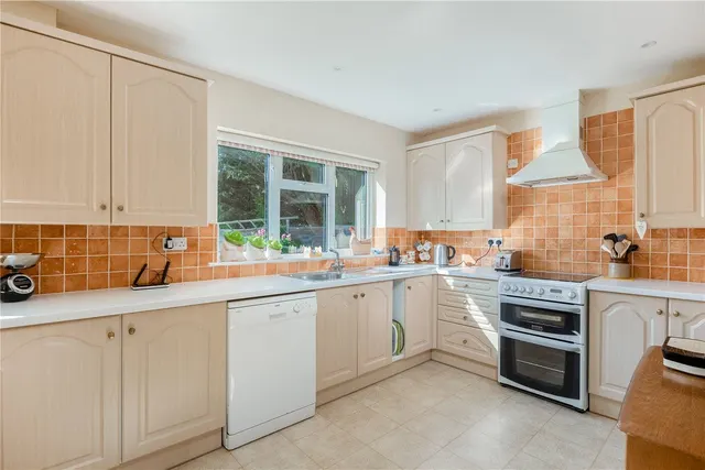 Ballards Close, Mickleton, GL55, photo 3