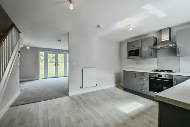Curlew Road, Boston, PE21, photo 2
