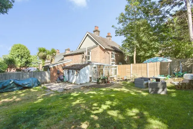Armitage Place, Hawkhurst, TN18, photo 1