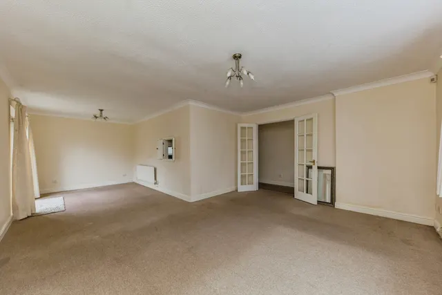 Photo 2 — Drummond Way, Macclesfield, Cheshire, SK10