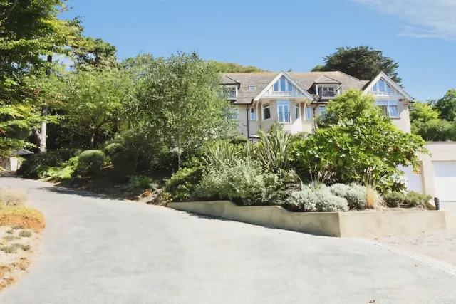 Cannongate Road, Hythe, CT21, photo 1