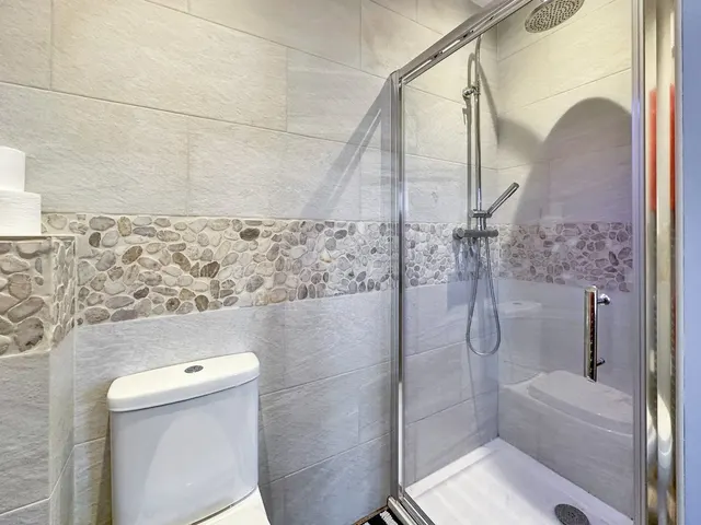Eastleigh Road, Devizes, SN10, photo 3
