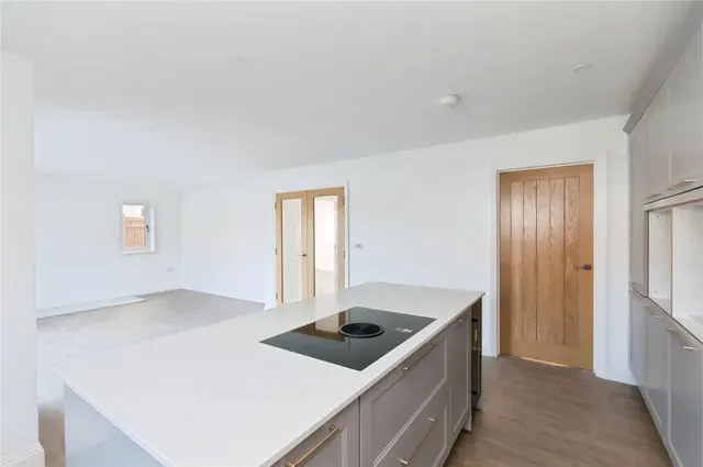 Shepham Lane, Polegate, BN26, photo 3