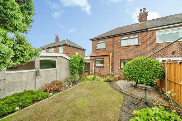 Photo 2 — Ronald Drive, WARRINGTON, Cheshire, WA2