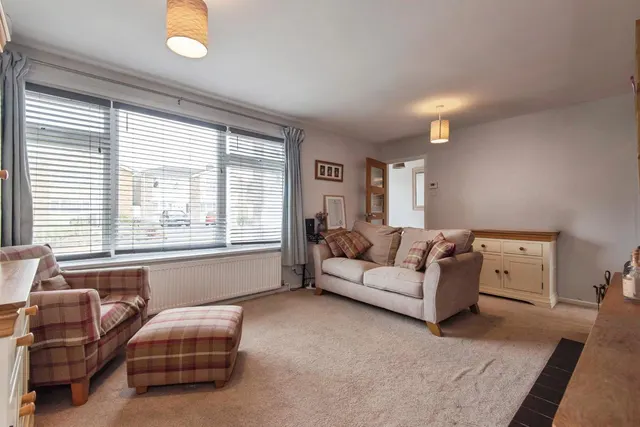 Photo 2 — Riverside Gardens, Biggleswade, Bedfordshire, SG18