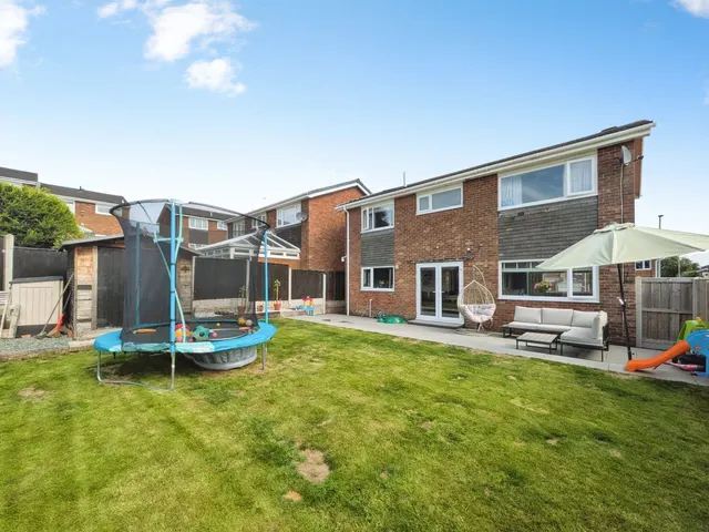 Hebden Avenue, Carlisle, CA2, photo 1