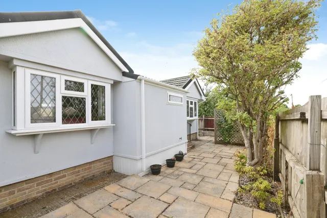 Bungalow Park, Amesbury, Salisbury, photo 1