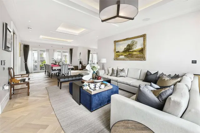 Marsham Street, London, SW1P, photo 1