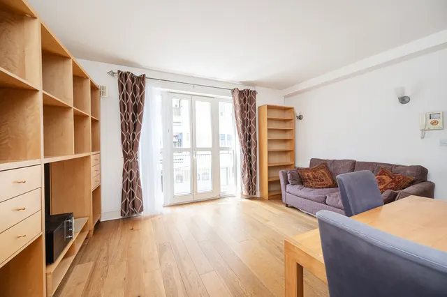 Flat 203 Cornell Building, 1 Coke Street, London, photo 1
