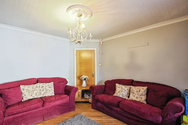 Photo 2 — Watnall Road, Hucknall, Nottingham, NG15