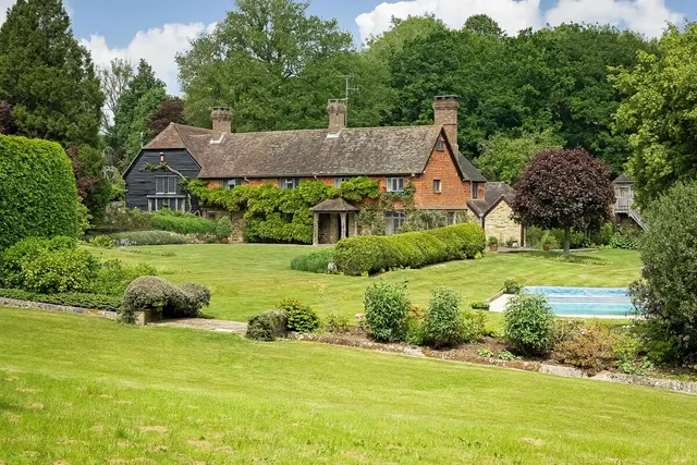 Rowhook, Horsham, RH12, photo 1