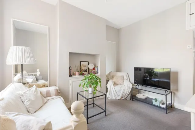 Prideaux Road, Clapham, SW9, photo 1