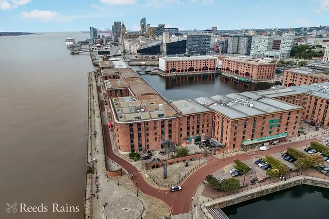 The Colonnades, Albert Dock, Merseyside, L3, photo 1
