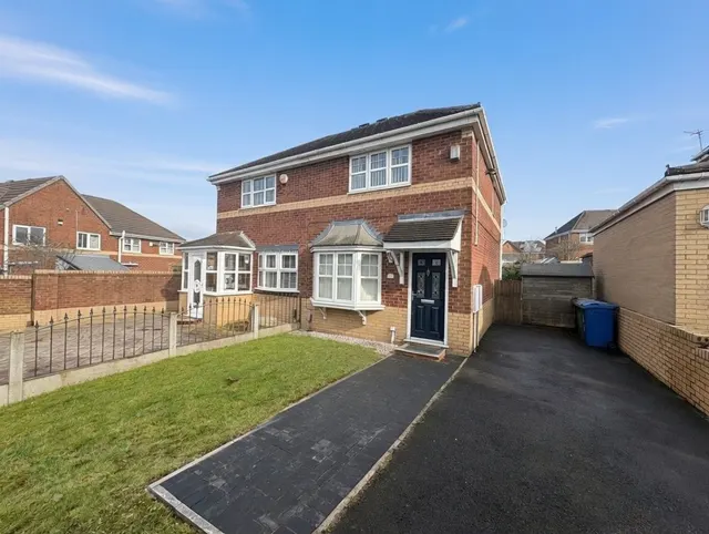 Dunlin Grove, Leigh, photo 1