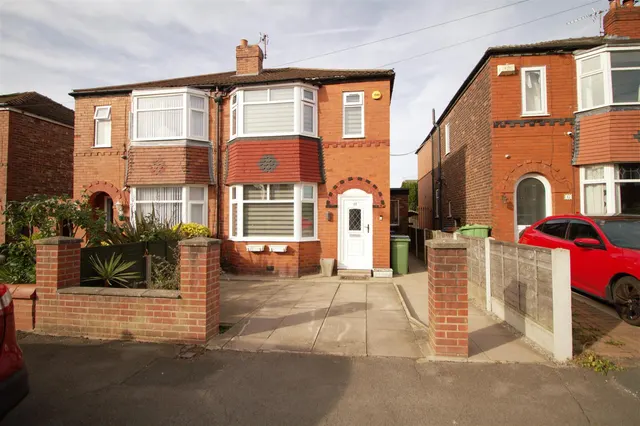 Middleton Road, Stockport, photo 1