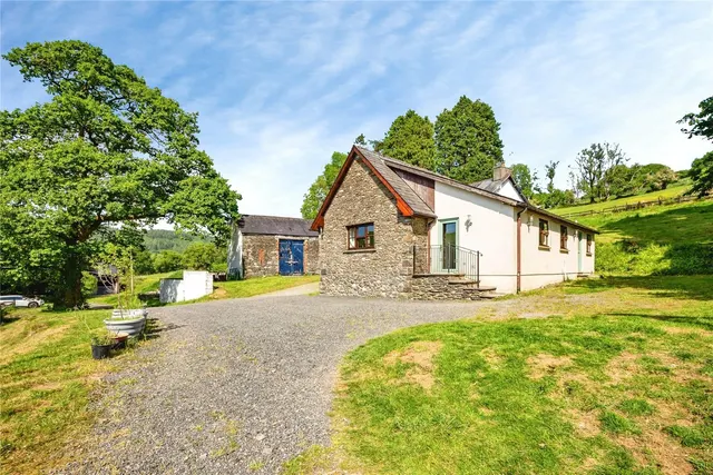 Caio, Llanwrda, SA19, photo 3