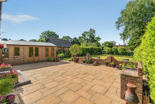 Botley Road, North Baddesley, SO52, photo 2
