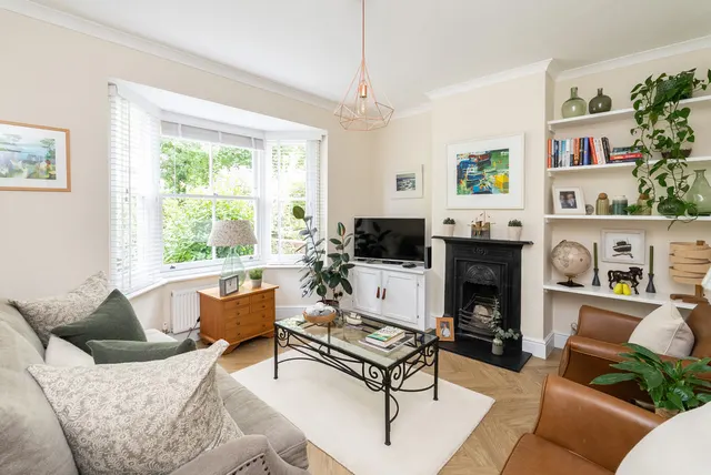 Harrow Road East, Dorking, RH4, photo 3