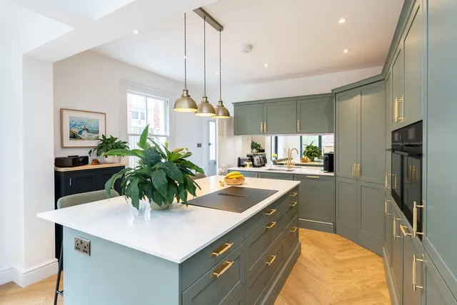Harrow Road East, Dorking, RH4, photo 1