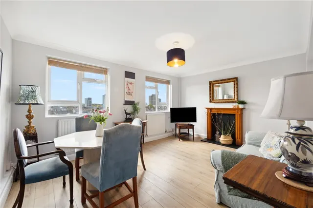 Photo 3 — Melody Road, Wandsworth, London, SW18
