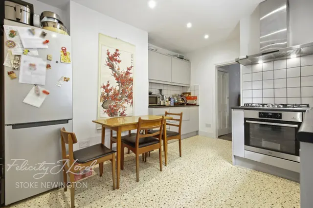 Princess May Road, London, N16, photo 3