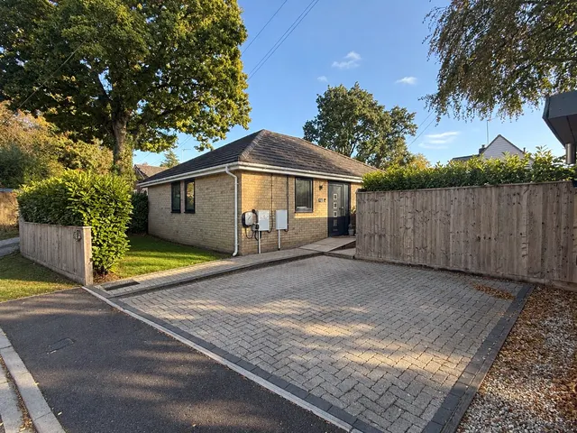 Croft Road, Ringwood, BH24, photo 1