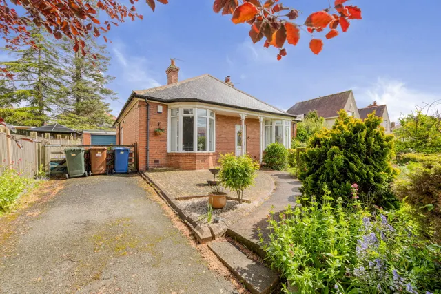 Thorntree Drive, Denton Burn, NE15, photo 1