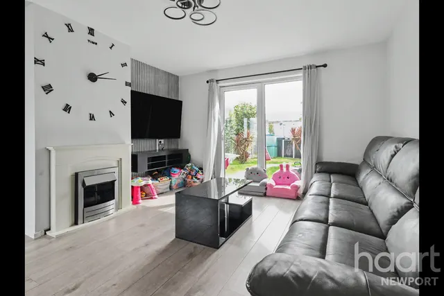 Aberthaw Road, Newport, NP19, photo 2