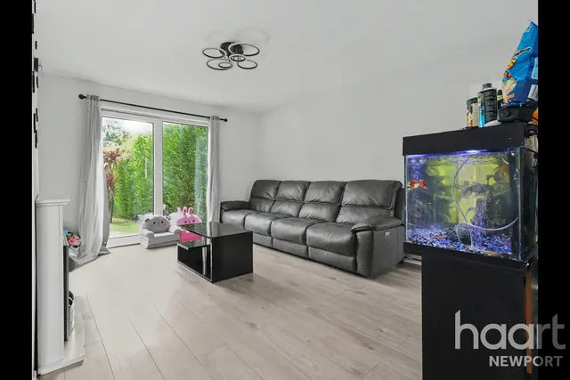 Aberthaw Road, Newport, NP19, photo 3