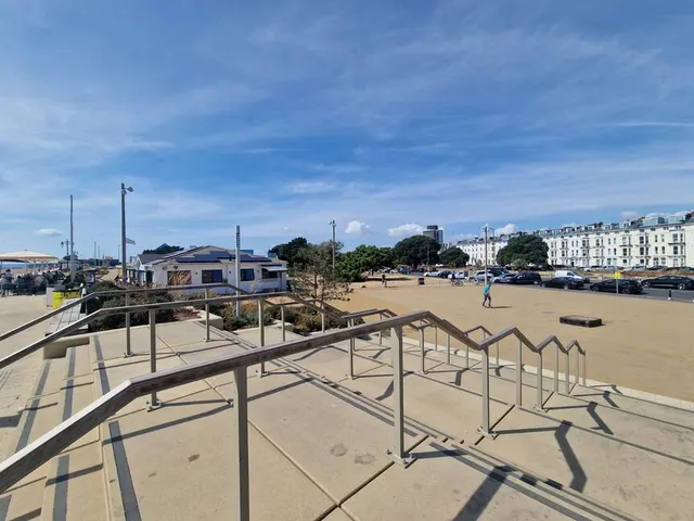 1 bedroom flat — South Parade, Southsea, Hampshire, PO5