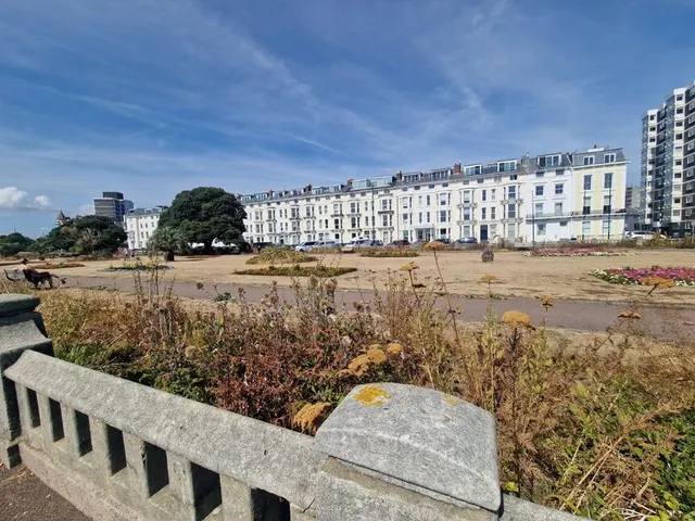 Photo 3 — South Parade, Southsea, Hampshire, PO5