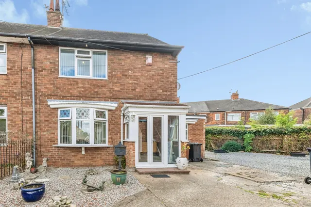 Edison Grove, Hull, photo 1