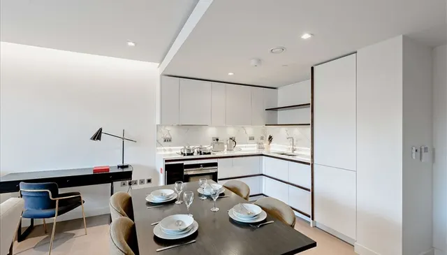 Photo 3 — Garrett Mansions, Edgware Road, Paddington, London, W2