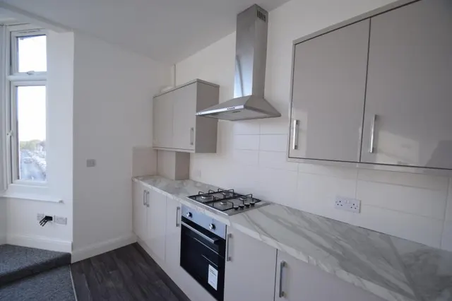 Photo 2 — 2 bedroom Flat for rent