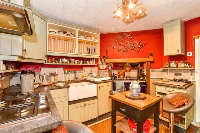 Sheephurst Lane, Marden, TN12, photo 3