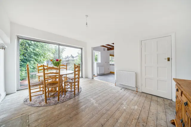Winn Road, SE12, photo 2