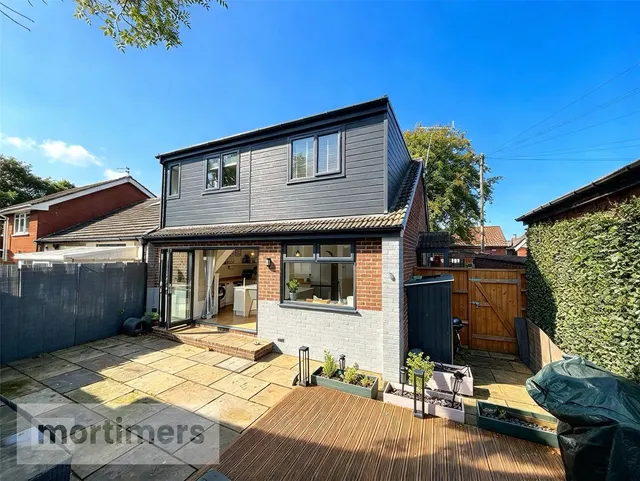 Beech Crescent, Altham West, BB5, photo 3