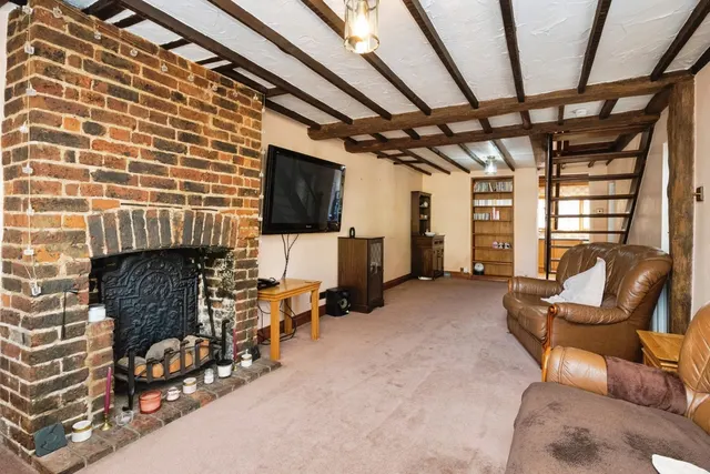 Station Road, Hurst Green, TN19, photo 2