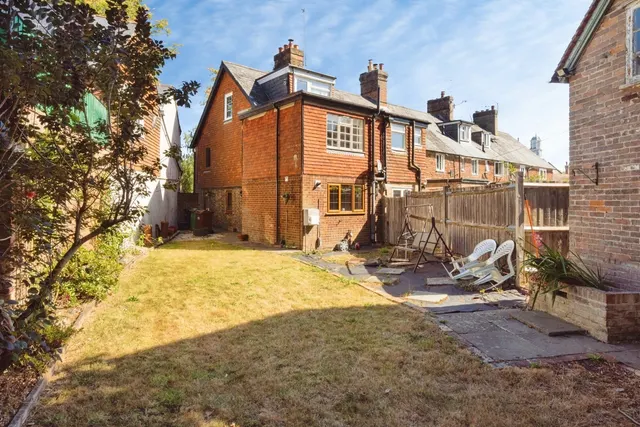 Station Road, Hurst Green, TN19, photo 1