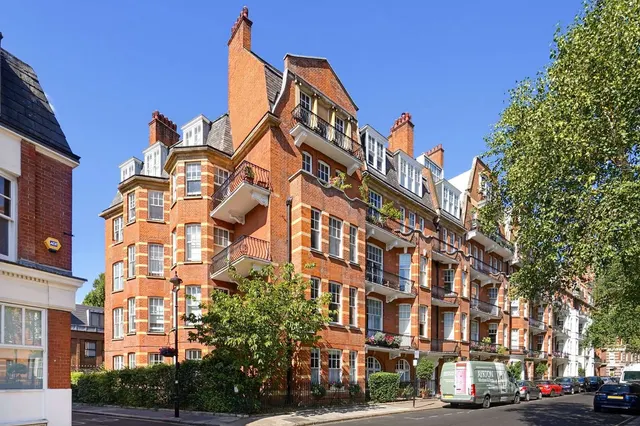 Ashley Gardens, Emery Hill Street, London, SW1P 1PD, photo 1
