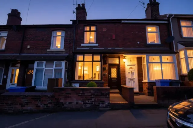 3 bedroom property, King William Street, Stoke-On-Trent
