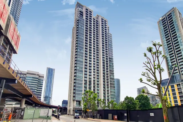 Flat 2203, 1 Pan Peninsula Square, London, photo 1