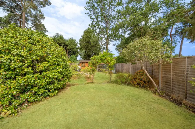 Westover Road, Fleet, GU51, photo 3