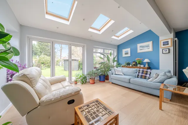 Westover Road, Fleet, GU51, photo 2