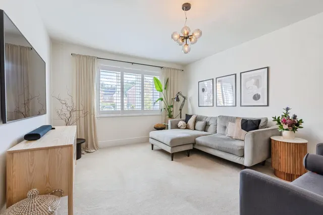 Wanstead Crescent, Chester Le Street, DH3, photo 3