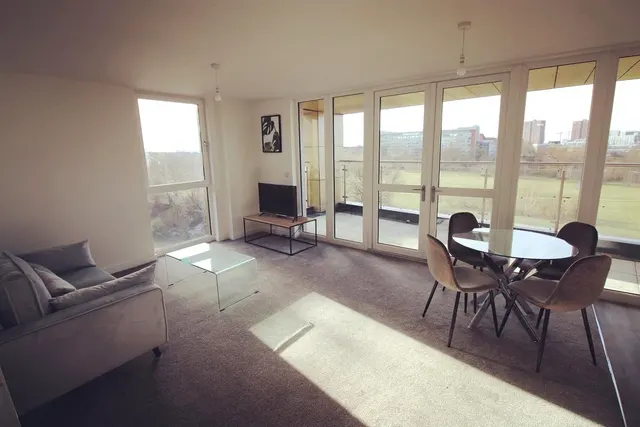Photo 3 — Adelphi Wharf 2, 9 Adelphi Street, Salford, Greater Manchester, M3